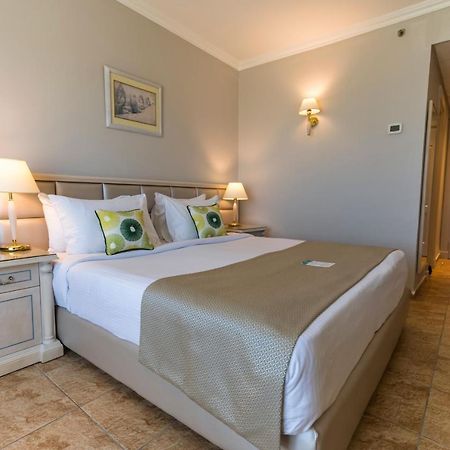 Sunrise Alex Avenue Hotel Αλεξάνδρεια Εξωτερικό φωτογραφία A room at the hotel